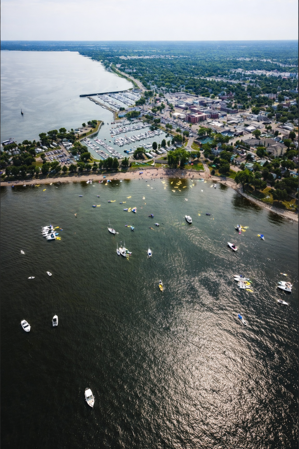 Pelican Point Marina services and seasonal support